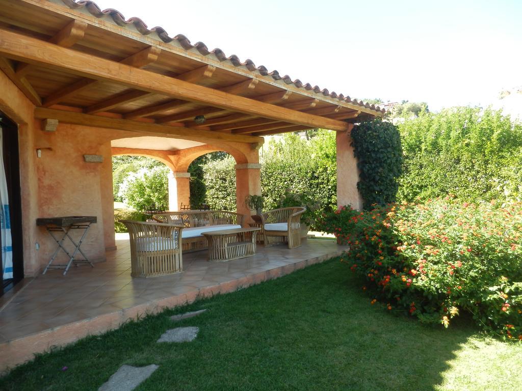 Villa Il Melograno Cannigione Exterior photo